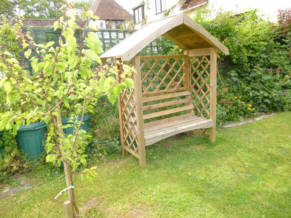 Church Hall Farm Bed And Breakfast Broxted ภายนอก รูปภาพ