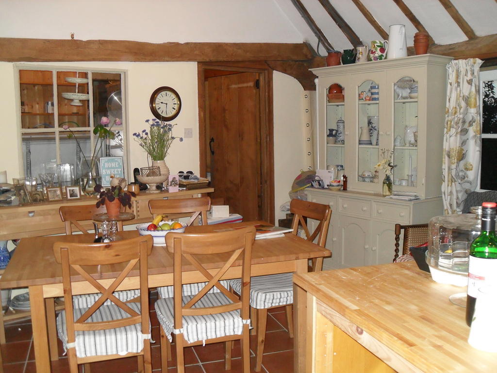 Church Hall Farm Bed And Breakfast Broxted ภายนอก รูปภาพ