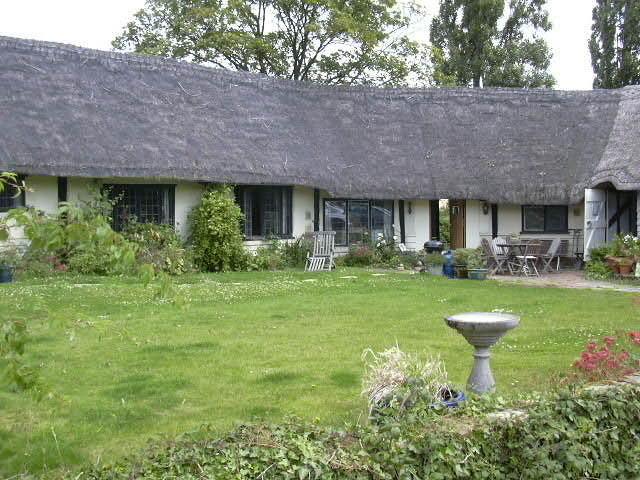 Church Hall Farm Bed And Breakfast Broxted ภายนอก รูปภาพ